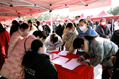 咸安区劳务派遣教师招聘来袭，抓住机会，共创未来！